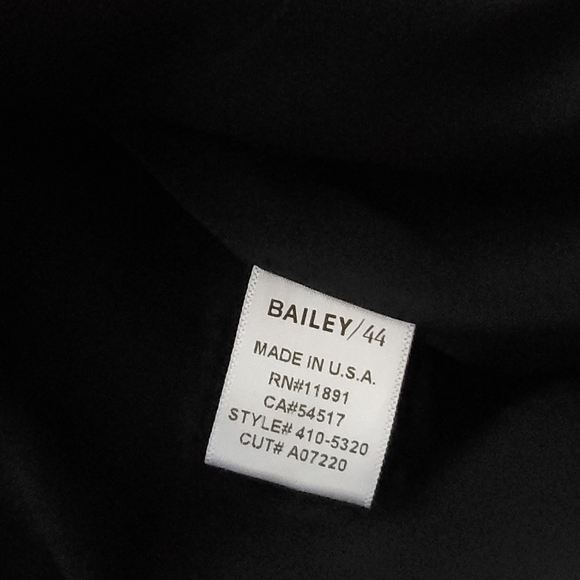 NEW BAILEY 44 Michele Velvet Blazer Jacket Black Medium NWOT - Picture 4 of 5